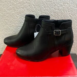 Kim Rogers Onyla Black Ankle Boots NWT